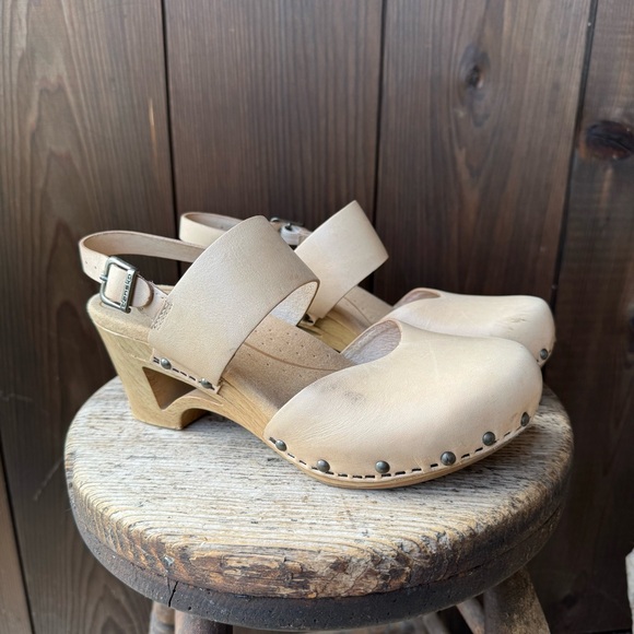 DANSKO THEA LEATHER WOODEN CLOGS - Picture 2 of 7